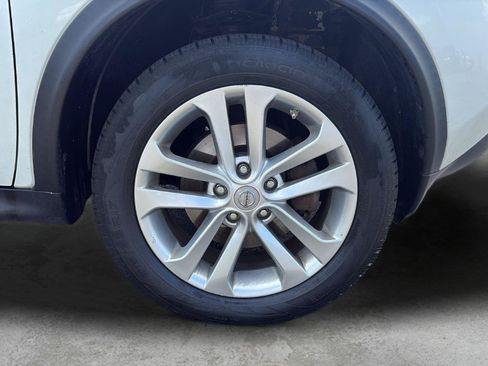 Used 2014 Nissan Juke SL AWD/4WD image 25