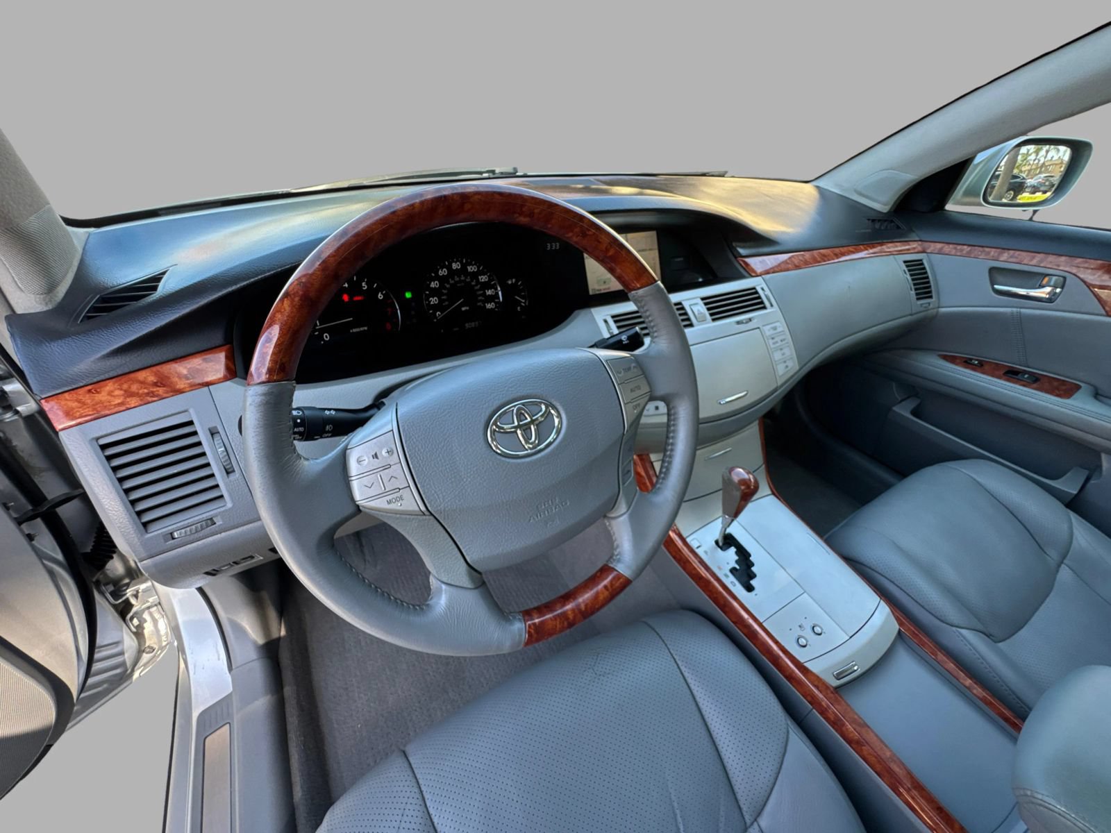 Used 2007 Toyota Avalon Limited FWD image 16