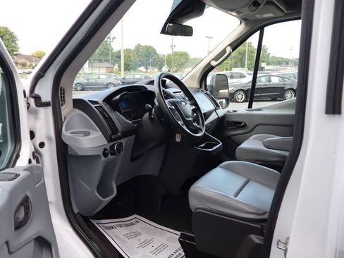 Used 2016 Ford Transit 350 XL RWD image 7