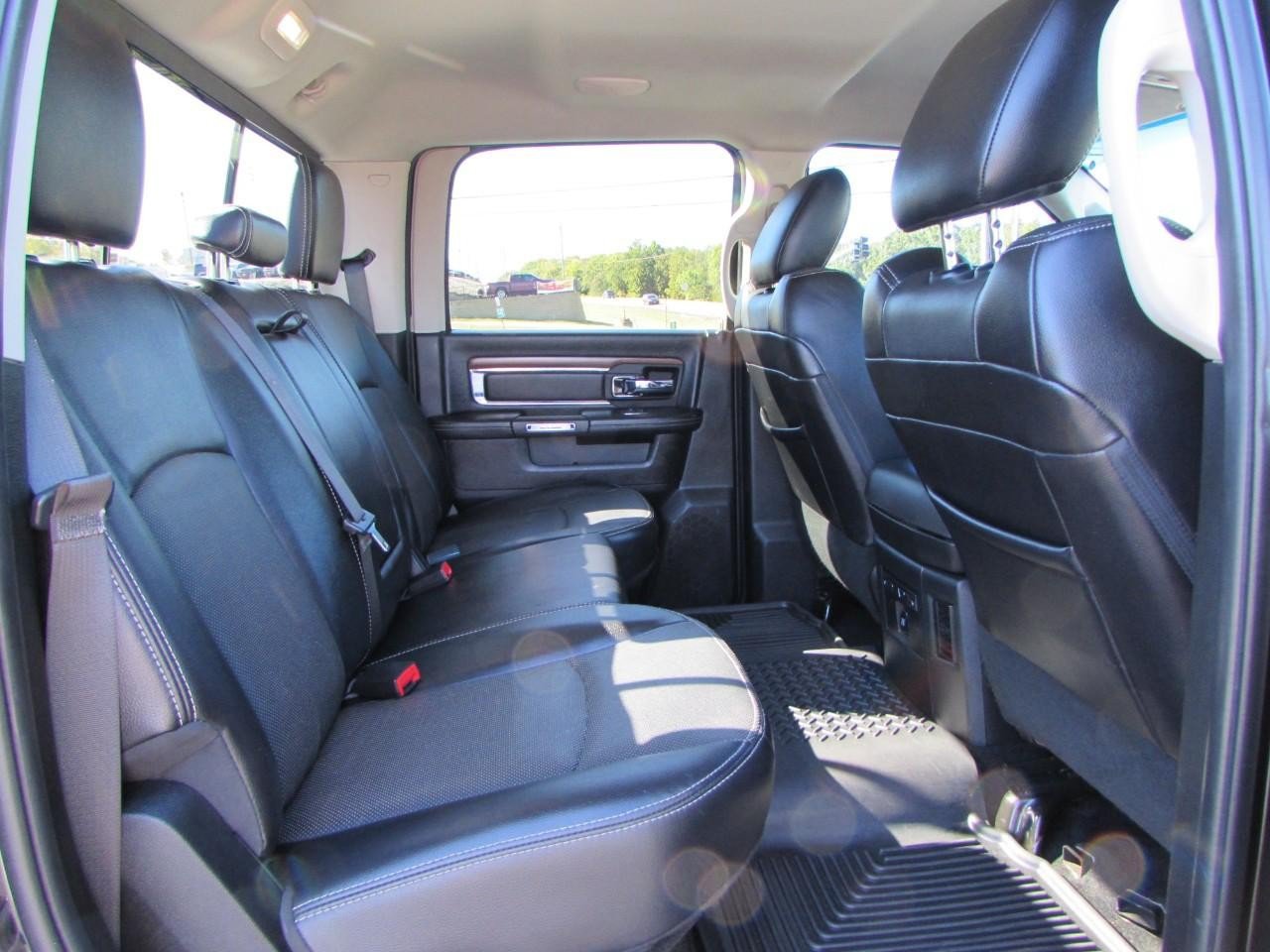 Used 2017 RAM 3500 Laramie w/ Sport Appearance Group AWD/4WD image 19