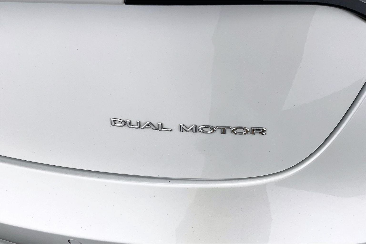 Used 2022 Tesla Model 3 Long Range AWD/4WD image 7