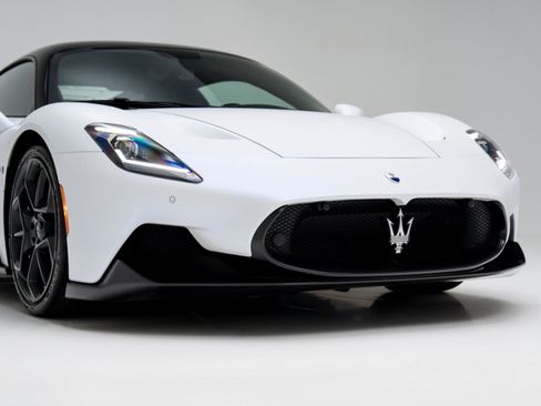 Used 2022 Maserati MC20 Coupe RWD image 40