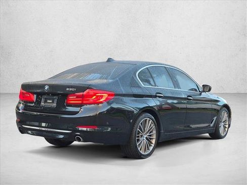 Used 2017 BMW 530i RWD image 5