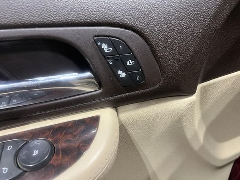 Used 2007 GMC Yukon XL Denali AWD/4WD image 16