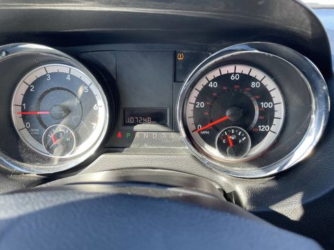 Used 2018 Dodge Grand Caravan SXT image 20