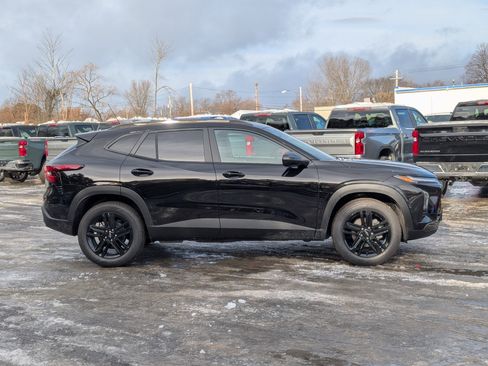 New 2026 Chevrolet Trax ACTIV w/ Driver Confidence Package image 8