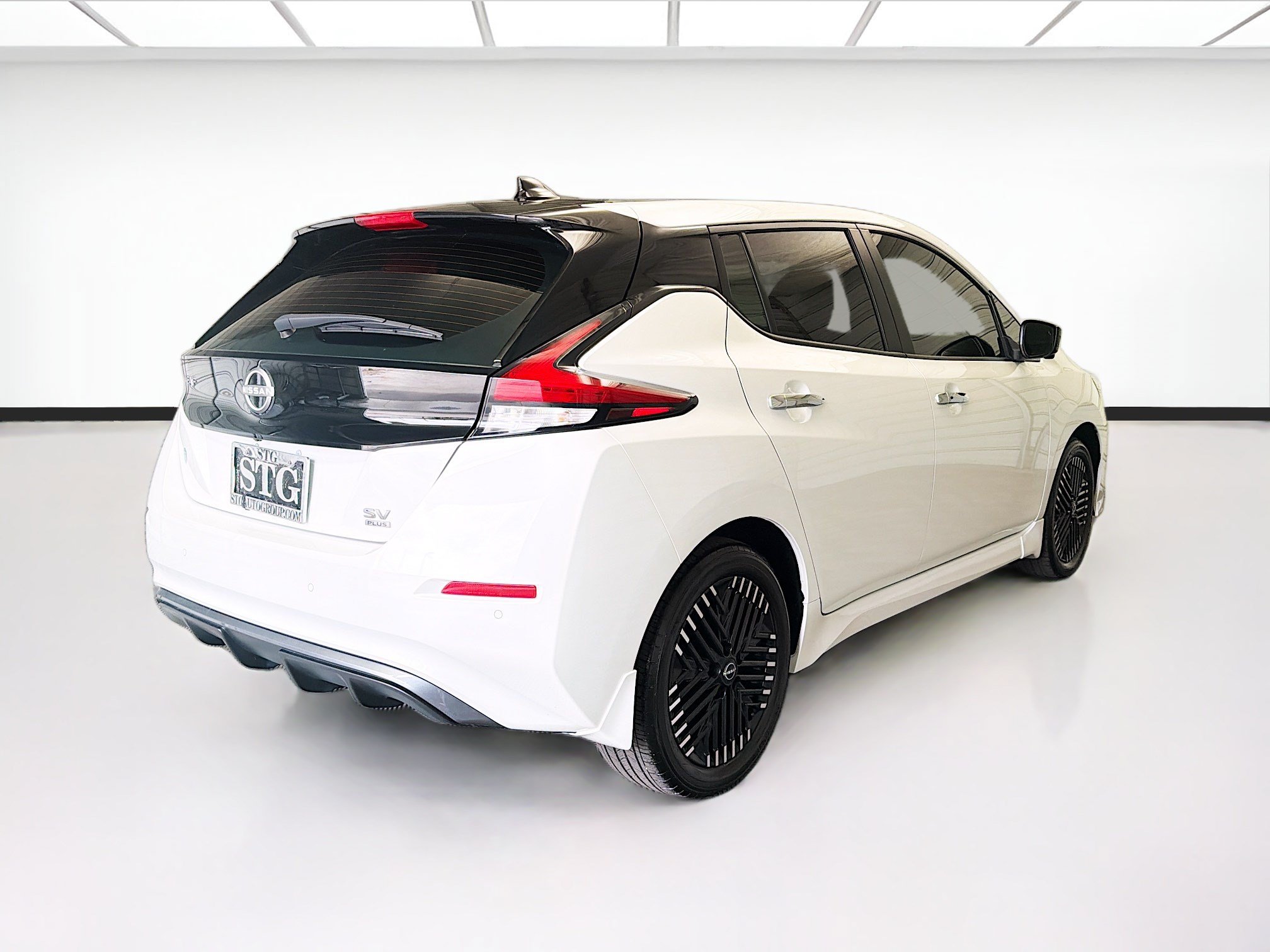 Used 2024 Nissan Leaf SV Plus FWD image 4