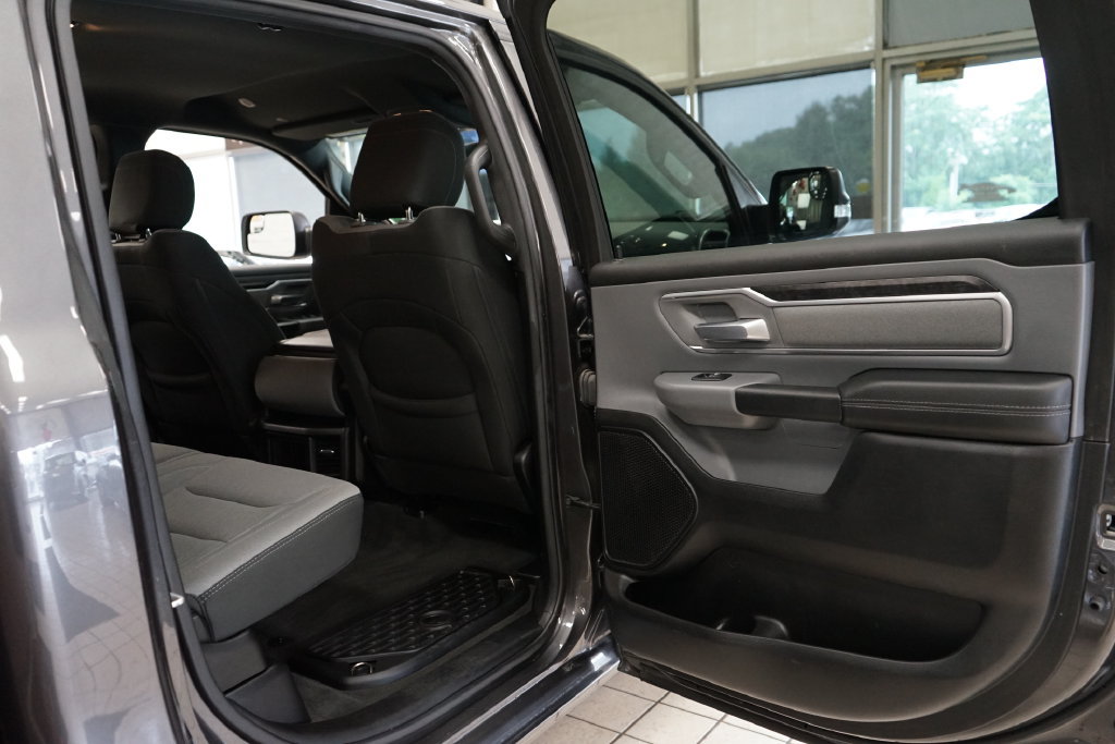 Used 2022 RAM 1500 Big Horn AWD/4WD image 45