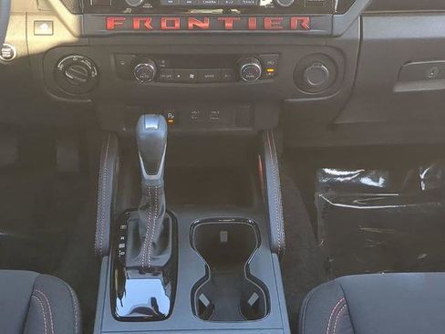 Certified 2025 Nissan Frontier PRO-4X w/ Tow Package AWD/4WD image 19