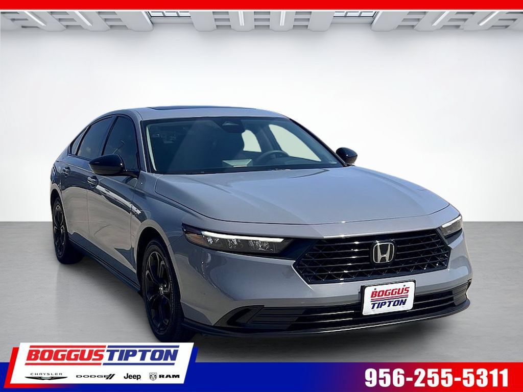 Used 2025 Honda Accord SE image 1