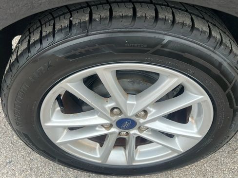 Used 2016 Ford Focus SE image 30