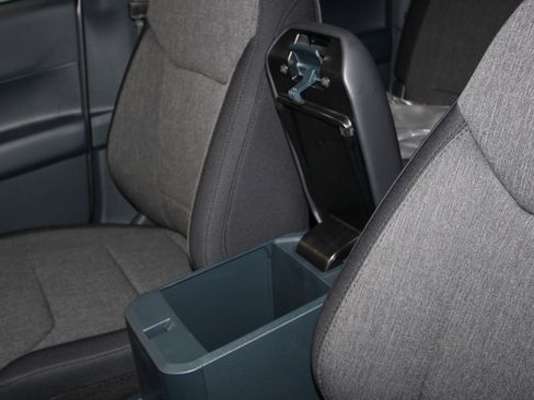 New 2025 Ford Maverick XLT w/ Black Appearance Package image 16