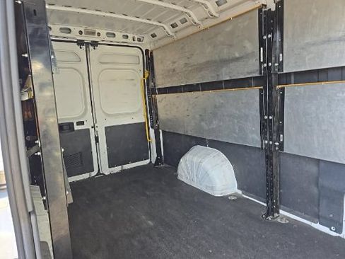 Used 2022 RAM ProMaster 3500 w/ Convenience Group FWD image 9