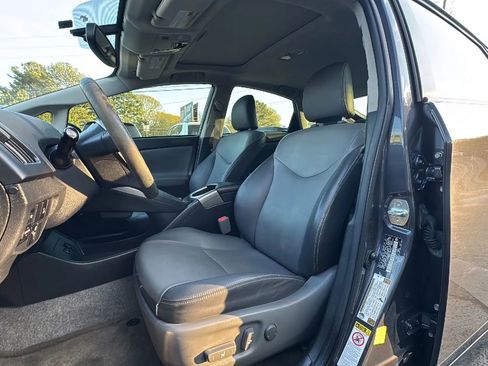 Used 2014 Toyota Prius Four w/ Solar Roof Package image 10