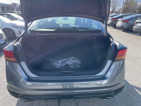 New 2025 Nissan Altima 2.5 SR image 10