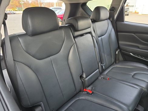 Used 2020 Hyundai Santa Fe Limited image 12