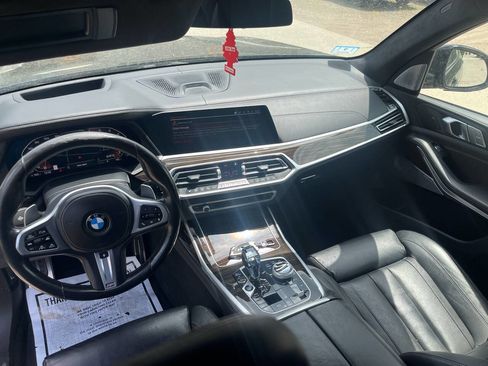 Used 2021 BMW X7 M50i AWD/4WD image 17