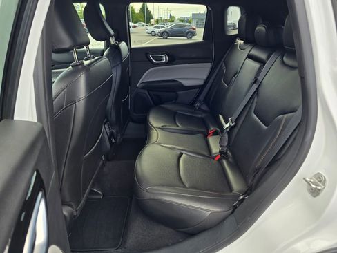 Used 2024 Jeep Compass Limited image 42