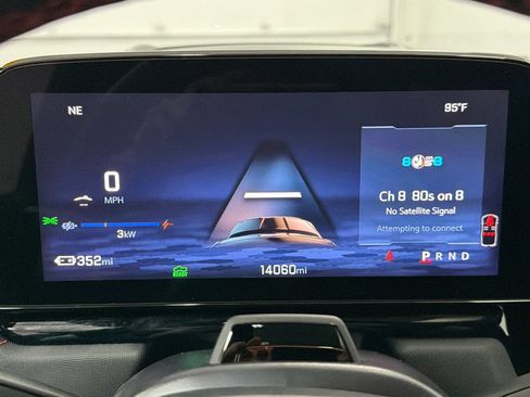 Used 2025 Chevrolet Silverado EV RST AWD/4WD image 23