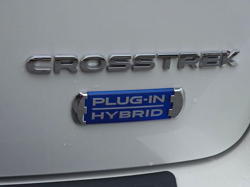 Certified 2023 Subaru Crosstrek Hybrid w/ Moonroof Package w/Navigation AWD/4WD image 7