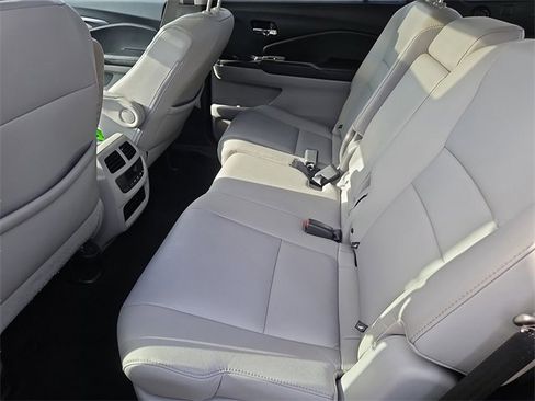 Used 2017 Honda Pilot EX-L image 31