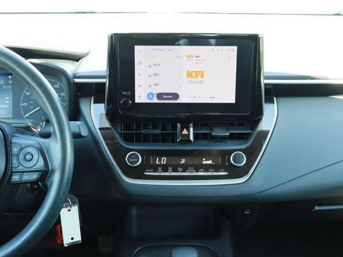 Used 2023 Toyota Corolla LE FWD image 16