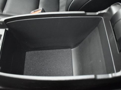 Used 2024 Ford Escape Platinum image 17