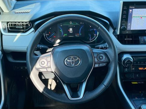 Used 2022 Toyota RAV4 Limited AWD/4WD image 11