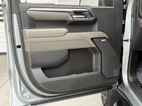 Used 2024 Chevrolet Silverado 1500 ZR2 w/ Dark Appearance Package image 18