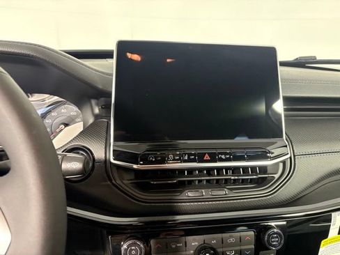 New 2026 Jeep Compass Limited AWD/4WD image 28