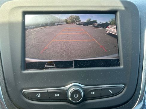 Used 2023 Chevrolet Equinox LT image 21