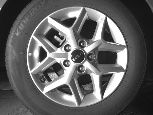 Used 2025 Kia Soul LX w/ LX Technology Package image 15