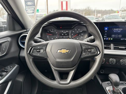 Certified 2024 Chevrolet Trax LS w/ LS Convenience Package image 14