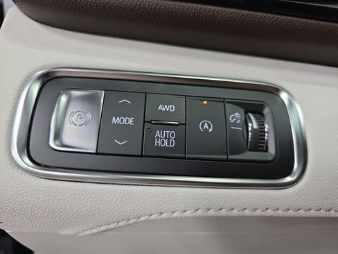 New 2026 Buick Enclave Avenir w/ Super Cruise Package AWD/4WD image 25
