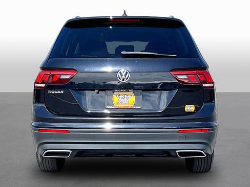 Used 2021 Volkswagen Tiguan S FWD image 4