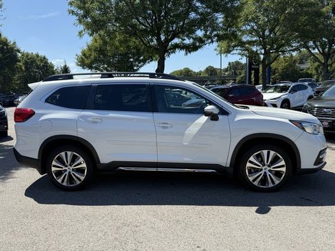 Certified 2022 Subaru Ascent Limited w/ Technology Package image 5