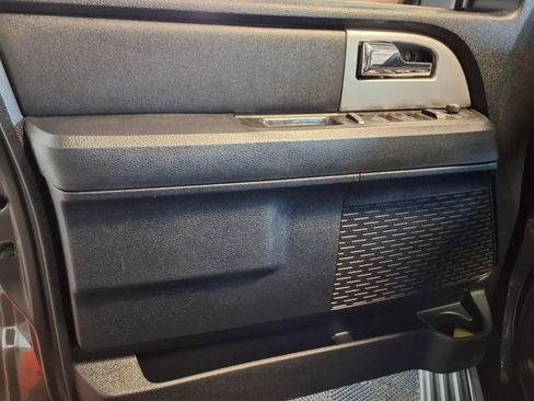 Used 2017 Ford Expedition EL Limited AWD/4WD image 16