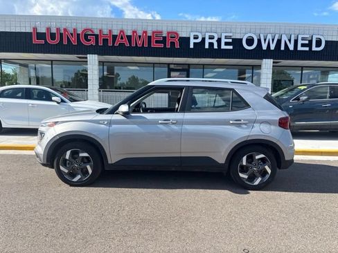 Used 2026 Hyundai Venue SEL FWD image 9