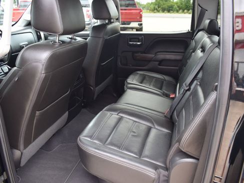 Used 2018 GMC Sierra 1500 Denali w/ Denali Ultimate Package AWD/4WD image 10