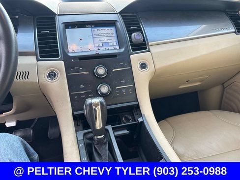Used 2016 Ford Taurus SEL w/ Equipment Group 201A FWD image 14