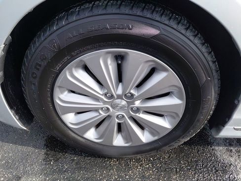 Used 2016 Hyundai Sonata SE image 17