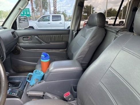 Used 1994 Toyota Land Cruiser image 9