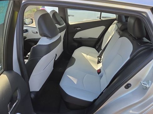 Used 2017 Toyota Prius Four w/ Advanced Technology Package FWD image 8