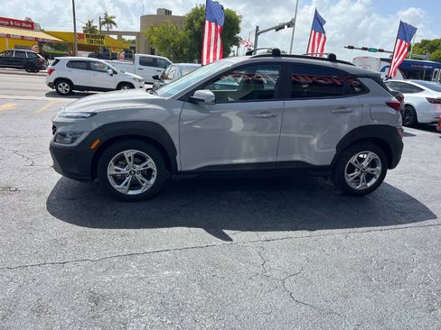 Used 2023 Hyundai Kona SEL image 5