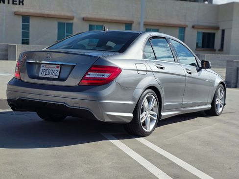 Used 2014 Mercedes-Benz C 250 Sport image 7