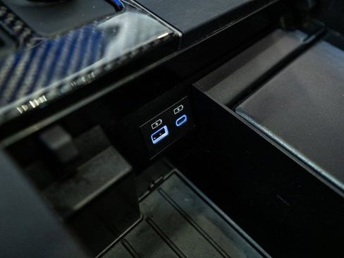 Used 2024 Toyota Tundra Limited image 36