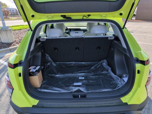 New 2026 Hyundai Kona SE FWD image 16
