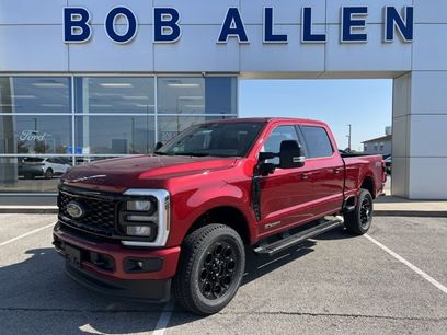 New 2025 Ford F250 Lariat w/ Black Appearance Package