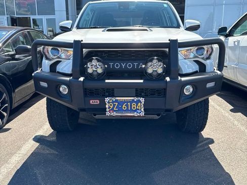 Used 2022 Toyota 4Runner TRD Pro AWD/4WD image 10