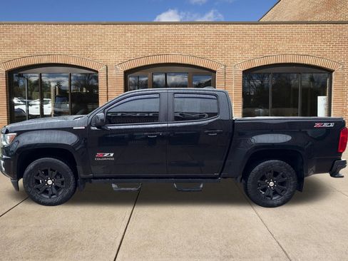 Used 2016 Chevrolet Colorado Z71 w/ Z71 Midnight Edition AWD/4WD image 6